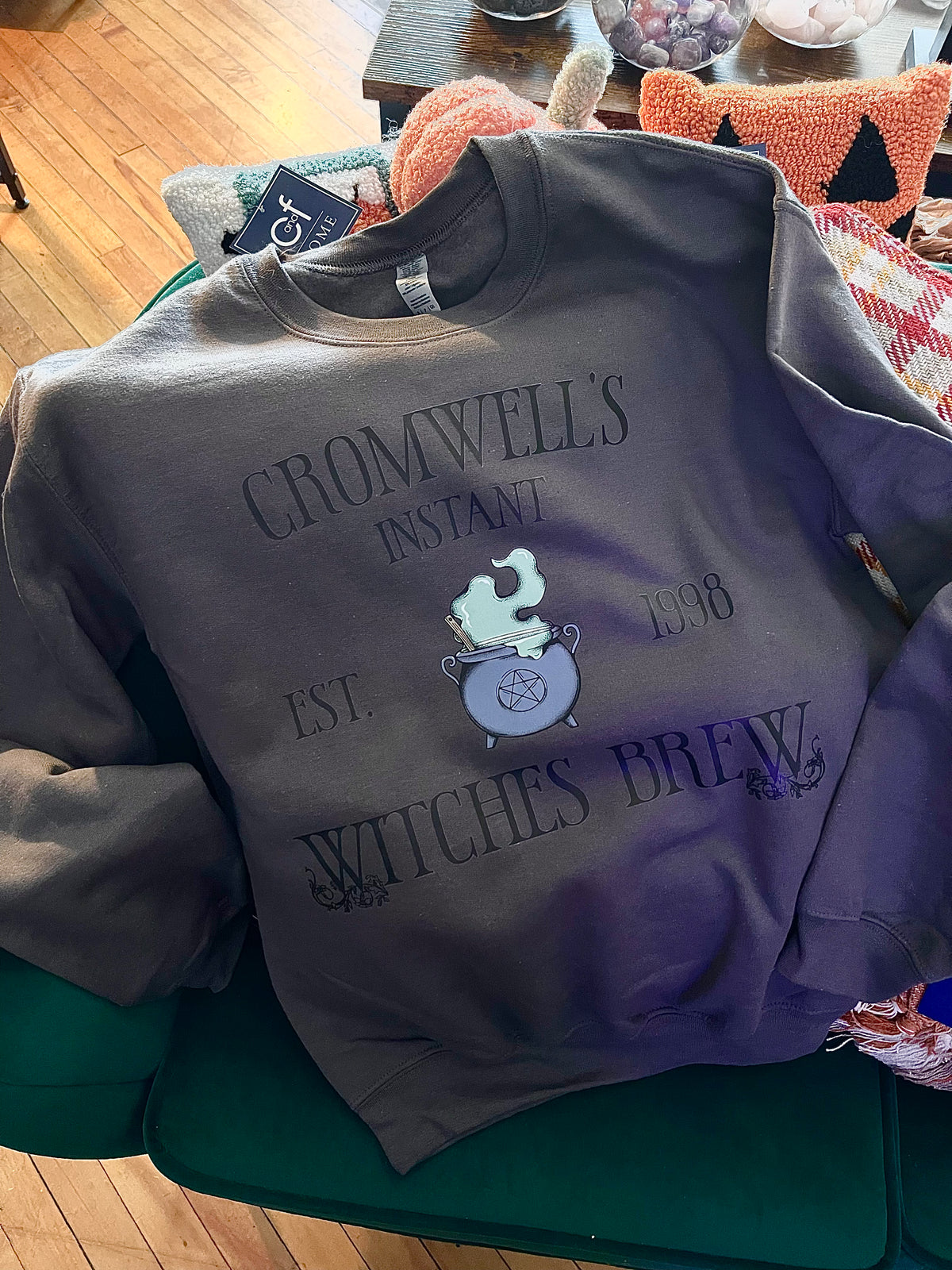 Cromwell's Instant Witches' Brew Pullover