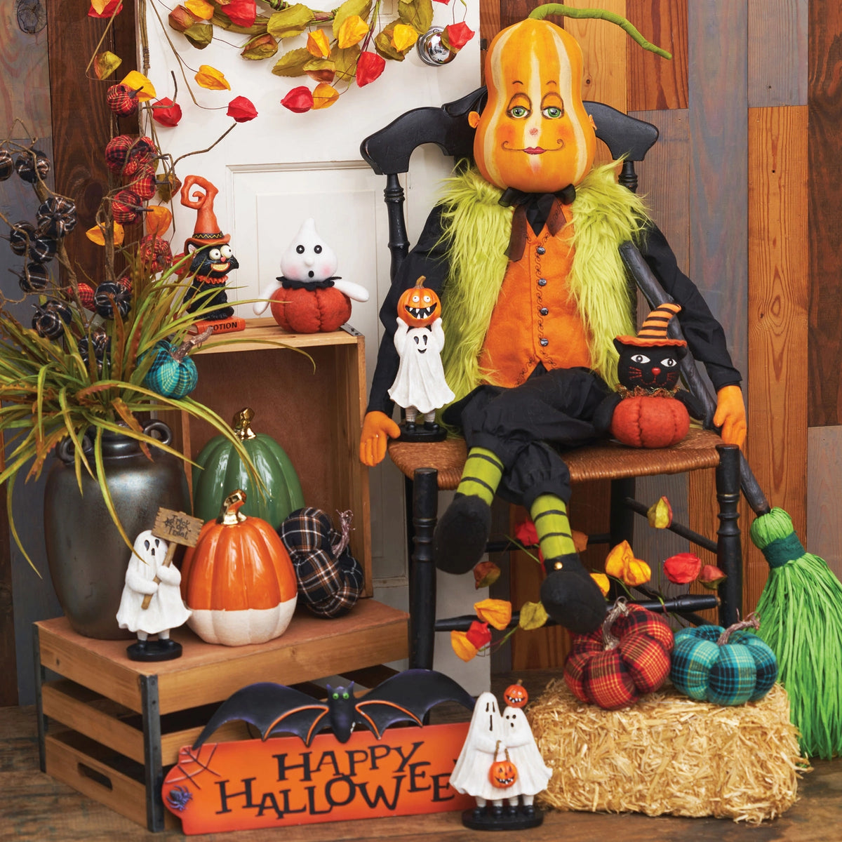 Halloween Ghost Costumes & Jack-O'-Lantern Pumpkins Figurine