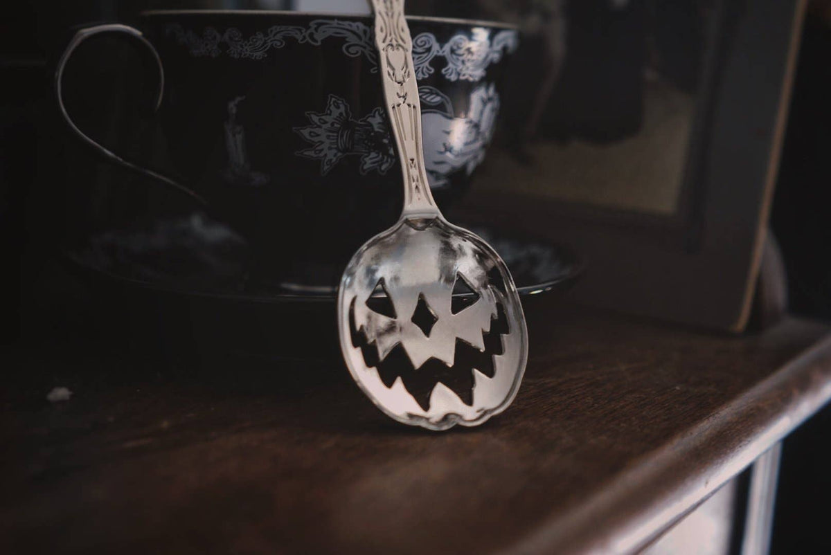 Haunted Hallows Tea Spoon (Set of 2)