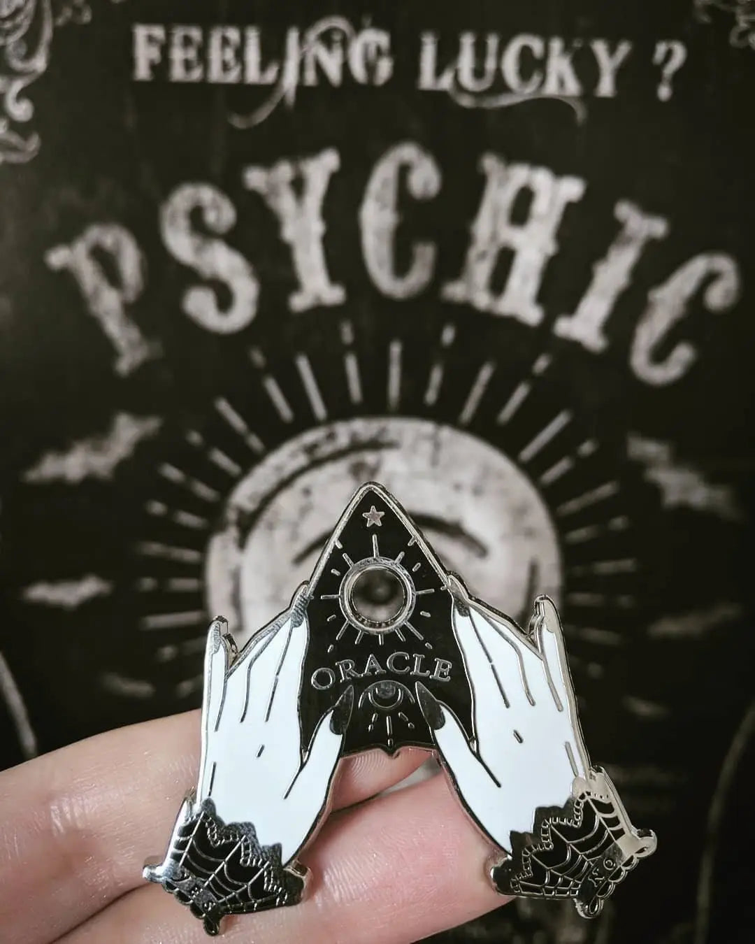 Oracle Planchette Pin